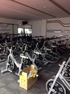Steel Two Layer Electrostatic Powder Coating Surface Indoor Bike for Cardio Exercise