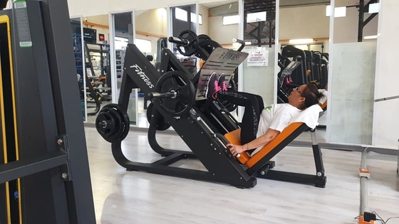Commercial Strength Training Leg Press Machine with Medium Load and Pin Load Selection
