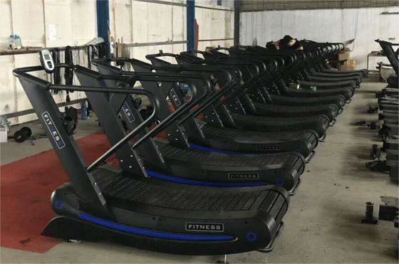 2000*900*1530mm Width 42-44CM Curved Manual Treadmill for Noiseless Self-Generation