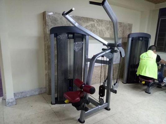 1600*1500*2000mm Dezhou Pin Loaded Gym Fitness Equipment Pulldown Machine with Steel